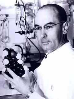 Dr Albert Hoffman, inventor/discoverer of LSD, who recently celebrated his 100th Birthday, Congratulations